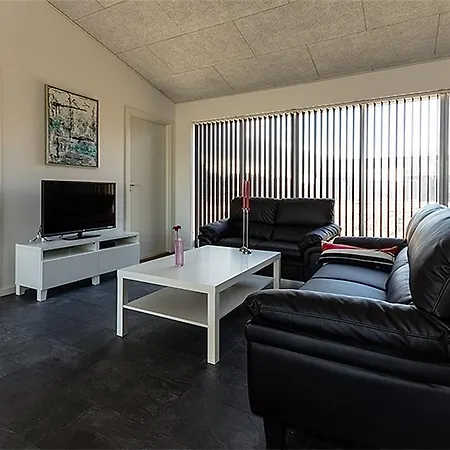 Four-bedroom Holiday In * Hals